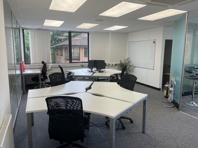 Oak Court, St Albans - Dedicated desk hire and co working space
